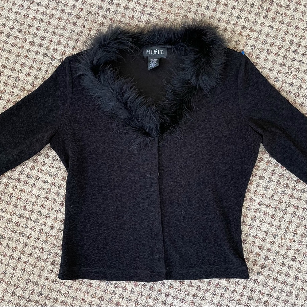vintage fuzzy collar black cardigan